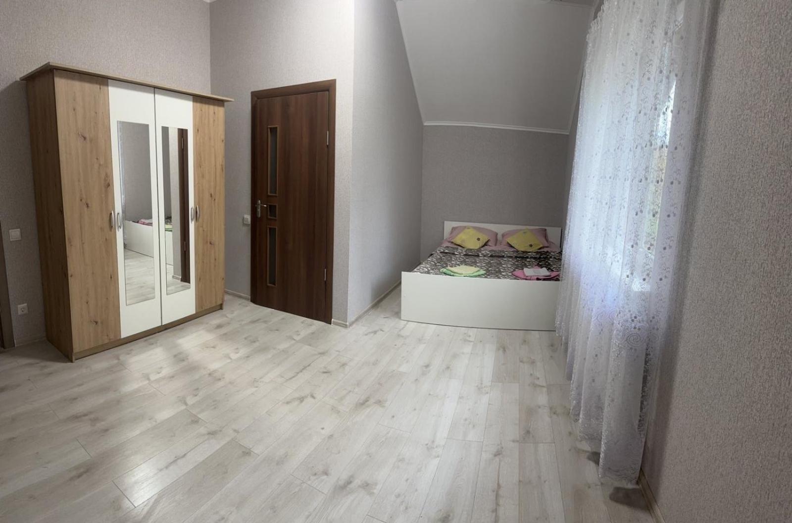 Катерина Hotell Chynadiyovo Exteriör bild